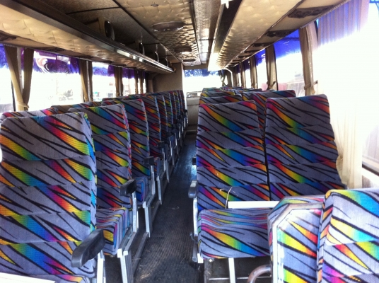 ขายรถบัส 6 ล้อชั้นครึ่งฮีโน่ +แอร์+ทีวี+เครื่องเสียง+คาราโอเกะ 40 ที่นั่ง