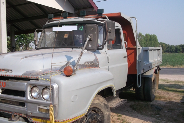 หกล้อหัวยาวดั๊ม  สภาพสวยพร้อมไช้งาน