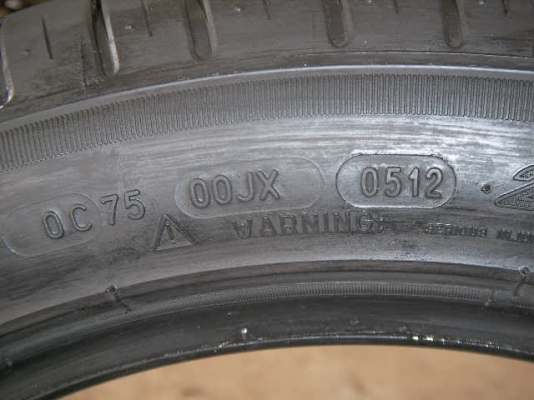 ยาง  MICHELIN  205/50/17  ปี2012