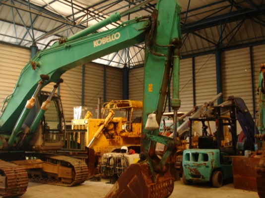 ถึงไทยแล้ว KOBELCO SK210LC-6E YQ08 ปี 2003 สภาพสวย ราคาไม่แพงครับ