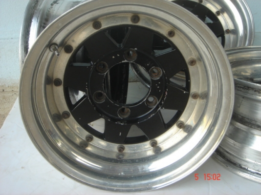 ขายแม็ก 2 ชิ้นแท้ 15x8 ลึก 4 นิ้ว 10500