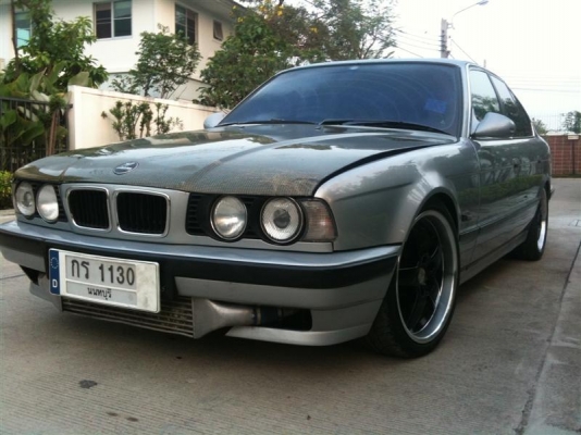 BMW E 34 525 i ปี 89 เกียร์ AUTO วาง1J ของแต่งเพียบ ประกันชั้น 3