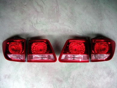 ไฟท้ายฟอร์จูนเนอร์ของแท้ศูนย์มาพร้อมกล่อง ข้างล่ะ1500 ไฟท้ายฟอร์จูนเนอร์ของแท้ศูนย์มาพร้อมกล่อง ข้างล่ะ1500