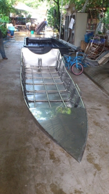 เครื่องเรือ หางสั้น หางยาว ตกปลา เรือท้องแบน