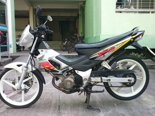 ขายด่วน!!! SONIC ล้อแม็คแท้ เครื่องแน่นแรง สตาร์ทครั้งเดียวติด เล่มภาษีครบพร้อมใช้