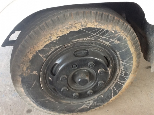 ขายหกล้อฮีโน่.F.D.เครื่อง.145.ยาว 6.เมตร. รถสวยพร้อมใช้.