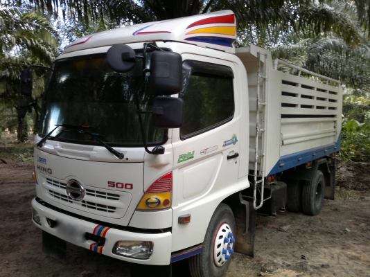 รถฮีโน่ 6 ล้อดั๊ม FC9J  175 แรงม้า ปี 53  รถวิ่ง 80000 ซม. สนใจติดต่อ 081 - 6079515