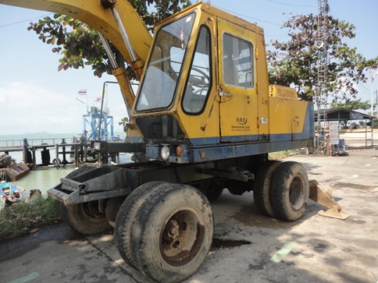 แบ็คโฮล้อยาง KOMATSU PW100-1 เครื่องดี ปั้มแรง