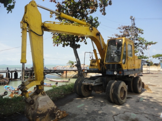 แบ็คโฮล้อยาง KOMATSU PW100-1 เครื่องดี ปั้มแรง