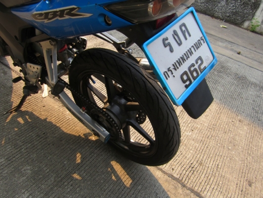 ขาย CBR ปี49 ไมเหลืองกุญแจใหญ่เครื่องดีแน่นๆ ชุดโอนครบ