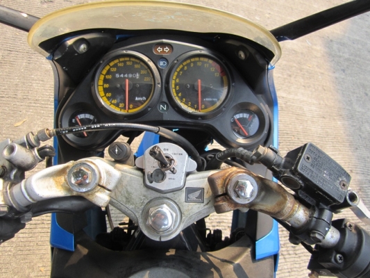 ขาย CBR ปี49 ไมเหลืองกุญแจใหญ่เครื่องดีแน่นๆ ชุดโอนครบ