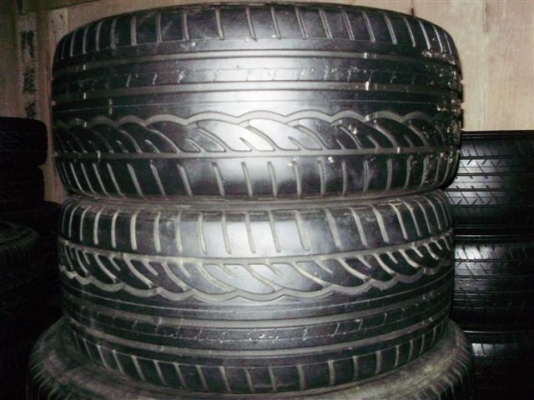 ขายยาง Dunlop SP Sport 01 Runflat 245/40/18 ปี 09 1คู่ 2,000