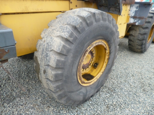 ขายรถตัก TCM L27