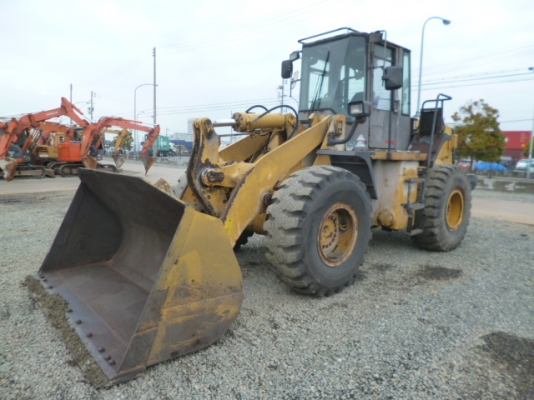 ขายรถตัก TCM L27