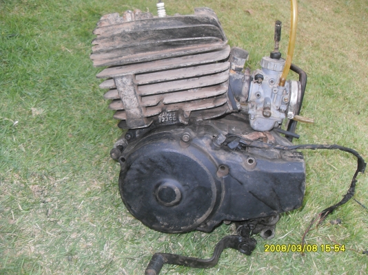 ขายเครื่องdt125คันเกียร์+คันสตาร์ท+แกนสเตอร์ไม่เชื่อม พร้อมคาร์บูแท้