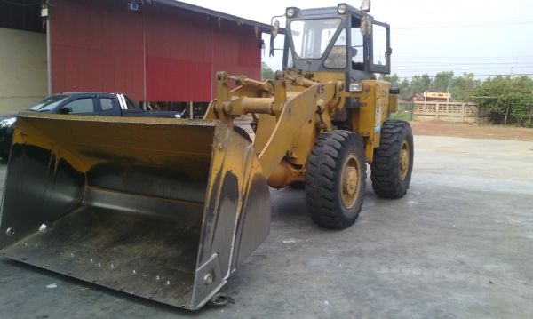 รถตัก  TCM  เครื่อง  175  แรง   เครื่องดี  สภาพพร้อมใช้งาน