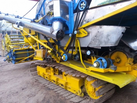 ขายรถเกี่ยวข้าวเกษตรพัมนา จ้าวช้างไวไฟ อุ้ม2.5ตัน เครื่องมิทซู6M61 ตัวเดิน12 48ข้อจากโรงงาน ปั้ม22ไดกิ้น เครื่องดี ช่วงล่างดี ทำงานขยัน เกี่ยวเร็ว สภาพพร้อมใช้งาน สนใจโทร 090-8588220คุณนะ 093-3258446คุณบิวตี้ ID:narong498 หรือ www.truck.in.th/498 หรือfb:ณ