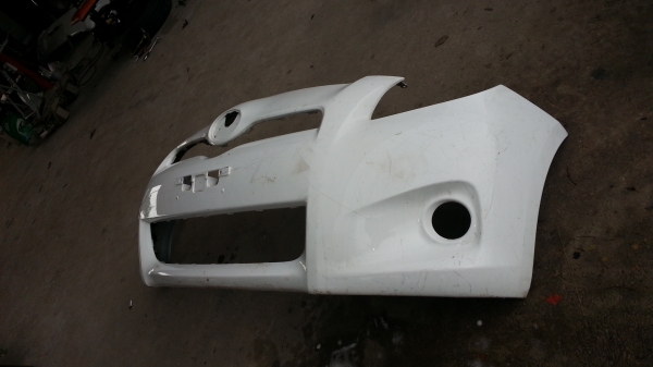 กันชนหน้า YARIS RS ของแท้มือสอง