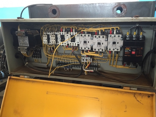 ขายเครนสนาม กว้าง 21 เมตร สภาพสวยมากๆ พร้อมใช้งาน