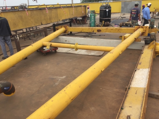 ขายเครนสนาม กว้าง 21 เมตร สภาพสวยมากๆ พร้อมใช้งาน