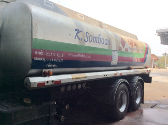 ขาย รถนำ้มัน FN617 เพลาเดียว 230 แรงม้า ปี 2549 ราคา 950,000