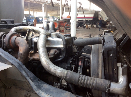 ขาย รถนำ้มัน FN617 เพลาเดียว 230 แรงม้า ปี 2549 ราคา 950,000