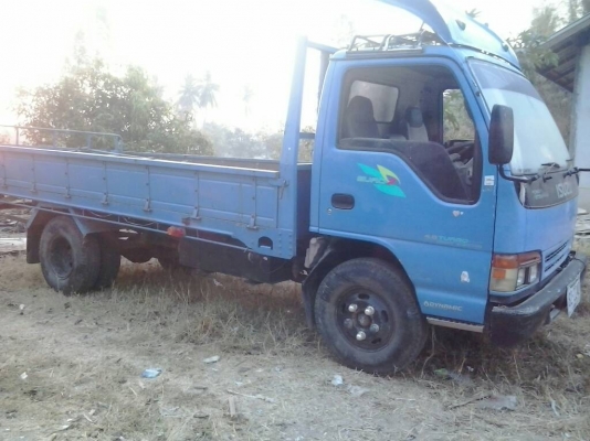 ขาย อีชุซู NPR130 สภาพดีสวยเดิม แอร์ .พาเวอร์ ทะเบียนพร้อมโอน☆☆ประกอบ☆☆