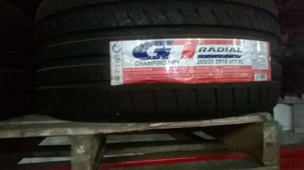 ยางGT 265/35 R18 GT-Radial CHAMPIRO HPY ปี12 เส้นละ4200บาท