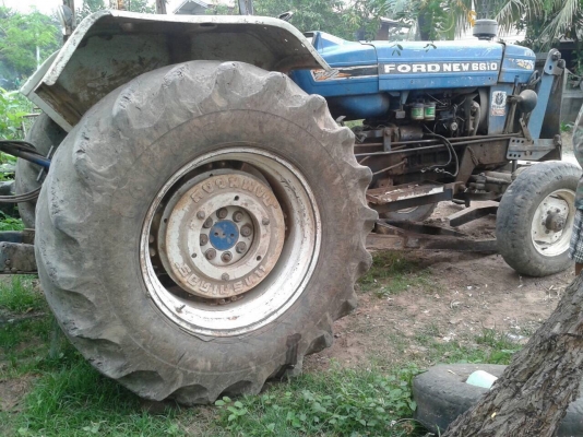 ขายรถไถฟอร์ด 6610 เสื้อลาย เอกสารเล่มทะเบียนครบ อุปกรณ์ ผาน 3 และผานดันหน้าครับ ขายรถไถฟอร์ด 6610 เสื้อลาย เอกสารเล่มทะเบียนครบ อุปกรณ์ ผาน 3 และผานดันหน้าครับ