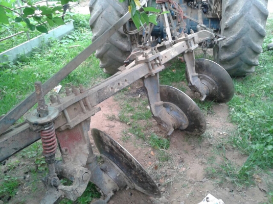 ขายรถไถฟอร์ด 6610 เสื้อลาย เอกสารเล่มทะเบียนครบ อุปกรณ์ ผาน 3 และผานดันหน้าครับ ขายรถไถฟอร์ด 6610 เสื้อลาย เอกสารเล่มทะเบียนครบ อุปกรณ์ ผาน 3 และผานดันหน้าครับ