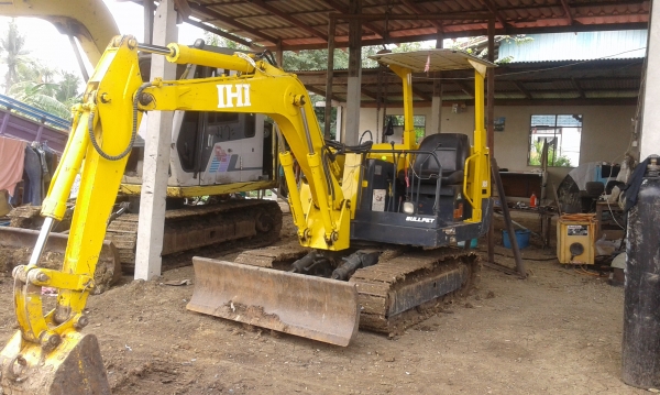 ขายด่วนแบ็คโฮ