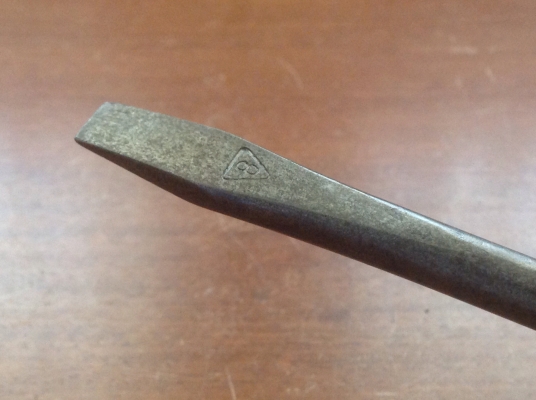 ขายไขควงปะกับด้ามไม้โบราณ 13 1/2" ตัวใหญ่ๆ สวยๆ เยอรมัน อายุ 40 ปีขึ้น ขายไขควงปะกับด้ามไม้โบราณ 13 1/2" ตัวใหญ่ๆ สวยๆ เยอรมัน อายุ 40 ปีขึ้น