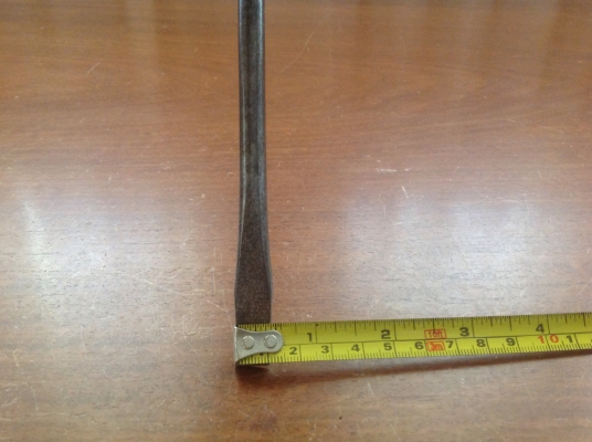 ขายไขควงปะกับด้ามไม้โบราณ 13 1/2" ตัวใหญ่ๆ สวยๆ เยอรมัน อายุ 40 ปีขึ้น ขายไขควงปะกับด้ามไม้โบราณ 13 1/2" ตัวใหญ่ๆ สวยๆ เยอรมัน อายุ 40 ปีขึ้น