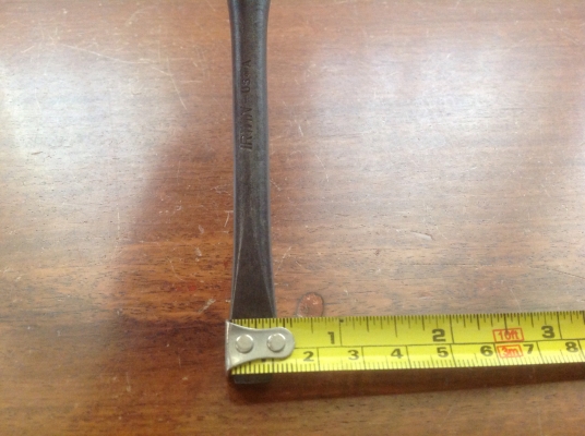 ขายไขควงปะกับด้ามไม้โบราณ IRWIN 8"