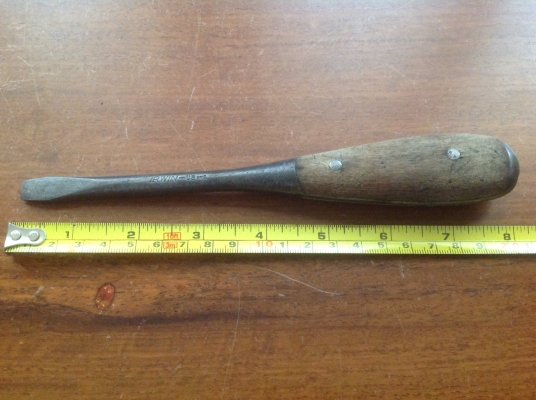 ขายไขควงปะกับด้ามไม้โบราณ IRWIN 8"