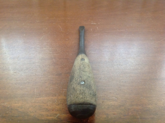 ขายไขควงปะกับด้ามไม้โบราณ IRWIN 8"