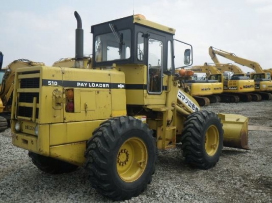 มาอีกคันครับ รถตัก KOMATSU  510 กรองเดี่ยว ซีเรียลสูง นำเข้าจากญี่ปุ่น 090-986-2521 อ๊อบ