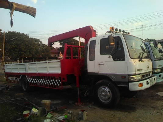 บริการให้เช่ารถเฮี๊ยบ รถ6ล้อ