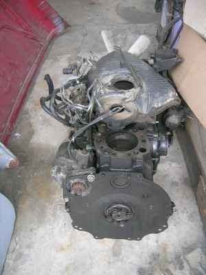 ... เครื่อง 5L เสื้อแตก แต่ฝาดี ไม่มีเลข ... ... เครื่อง 5L เสื้อแตก แต่ฝาดี ไม่มีเลข ...