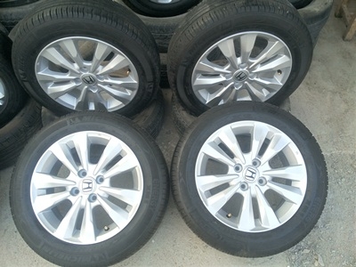 ขายล้อแม็กHONDA CITYขอบ15 ยางปี 13   4 ล้อ