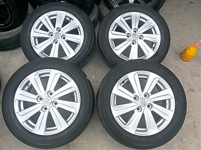ขายล้อแม็กTOYOTA New VIOS ยางYOKOHAMA ปี13 4 ล้อ
