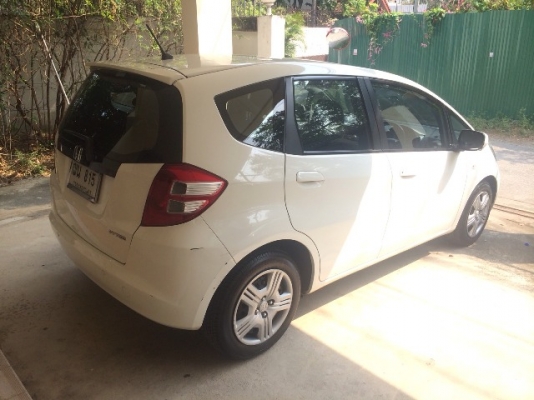 JAZZ ปี 2009 ออกรถ 15,000 บาท