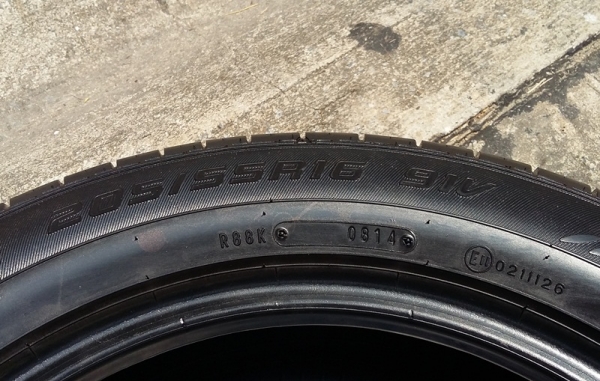 ยาง,205-55-16 DUNLOP EC300 สภาพเต็มปี14ไม่ปะสี่เส้น 4,200 ยาง,205-55-16 DUNLOP EC300 สภาพเต็มปี14ไม่ปะสี่เส้น 4,200