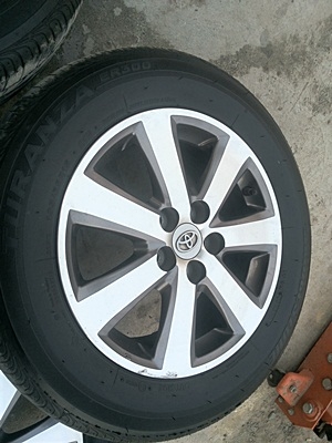 ขายล้อ TOYOTA  Altis ขอบ15 พร้อมยาง195/65/15 4 ล้อ