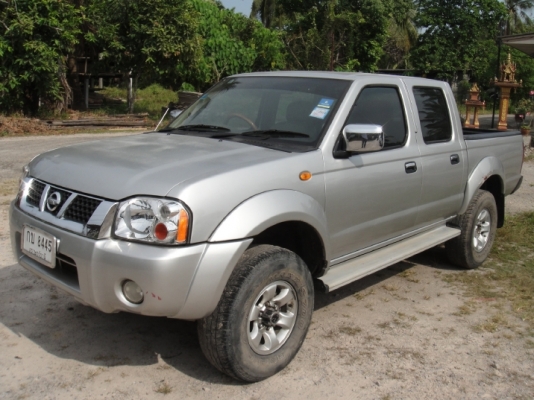 4WD ปี2002 เครื่องดี คัชชีสวย และมีรถราคาถูกๆราคาส่ง  ราคาพ่อค้า เชิญชมรายละเอืยด.http://www.rodban.net/