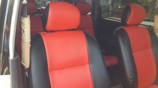 ขาย Toyota avanza ปี 49 สีบรอนซ์เงินสวยๆ ติดแก็ส lpg ราคา 195,000 บาท ++++++++