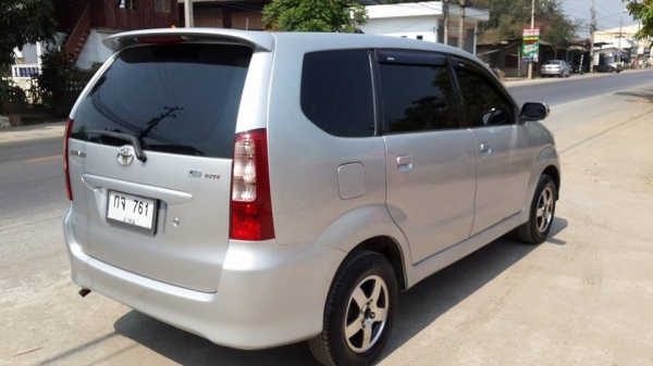 ขาย Toyota avanza ปี 49 สีบรอนซ์เงินสวยๆ ติดแก็ส lpg ราคา 195,000 บาท ++++++++