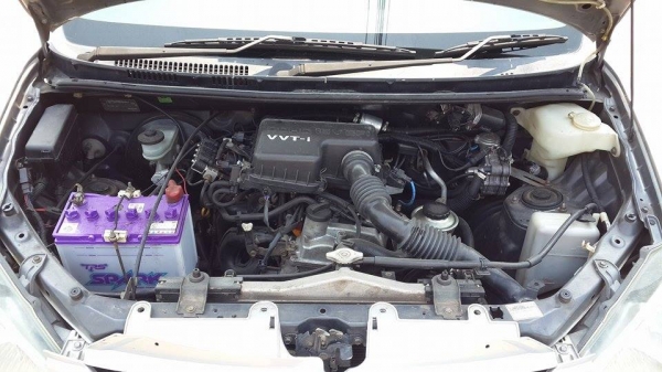 ขาย Toyota avanza ปี 49 สีบรอนซ์เงินสวยๆ ติดแก็ส lpg ราคา 195,000 บาท ++++++++