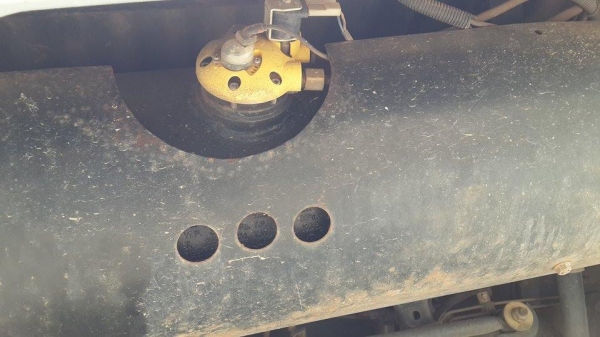 ขาย Toyota avanza ปี 49 สีบรอนซ์เงินสวยๆ ติดแก็ส lpg ราคา 195,000 บาท ++++++++