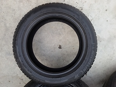 ขายยาง185/55/15 ปี 1712  MICHERLIN ENERGY XM2  4 เส้น